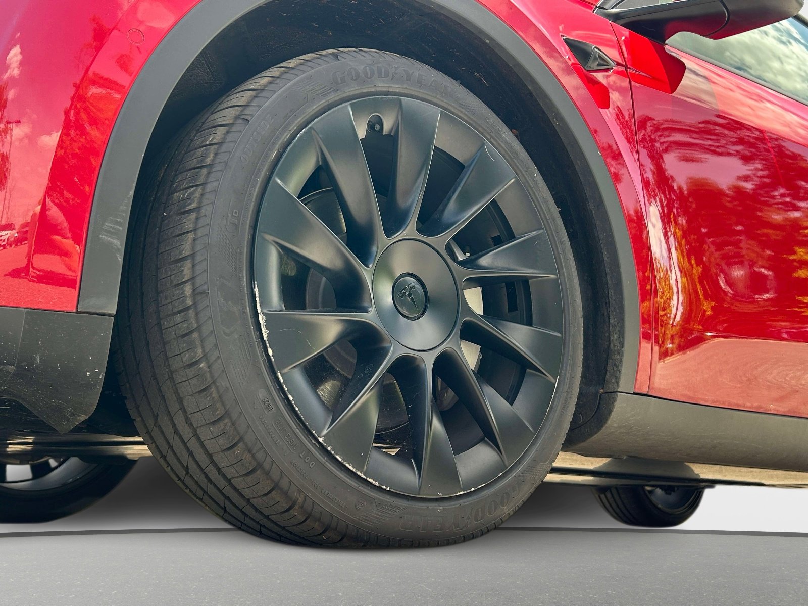 Used 2021 Tesla Model Y Long Range AWD/4WD image 9
