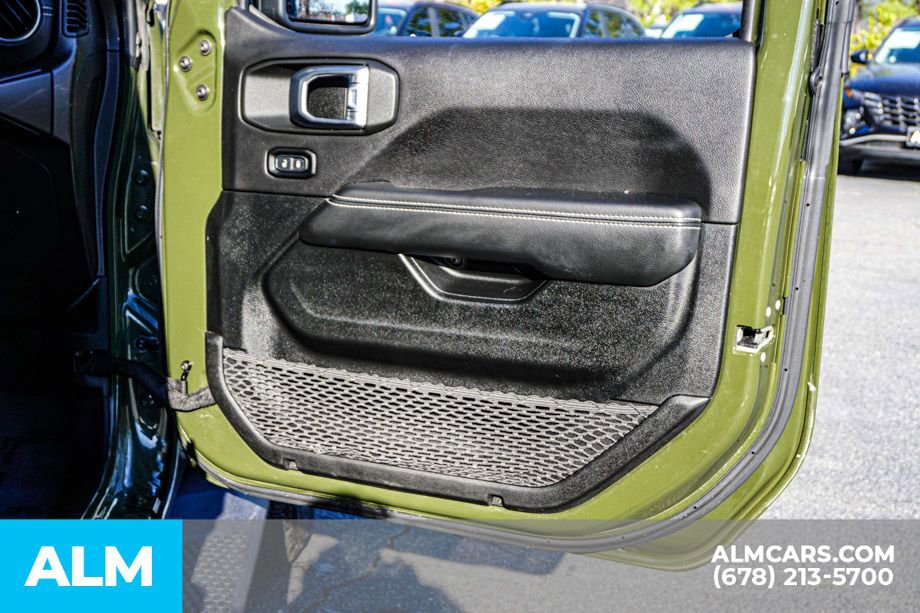 Used 2022 Jeep Wrangler Unlimited Sahara w/ Dual Top Group image 52