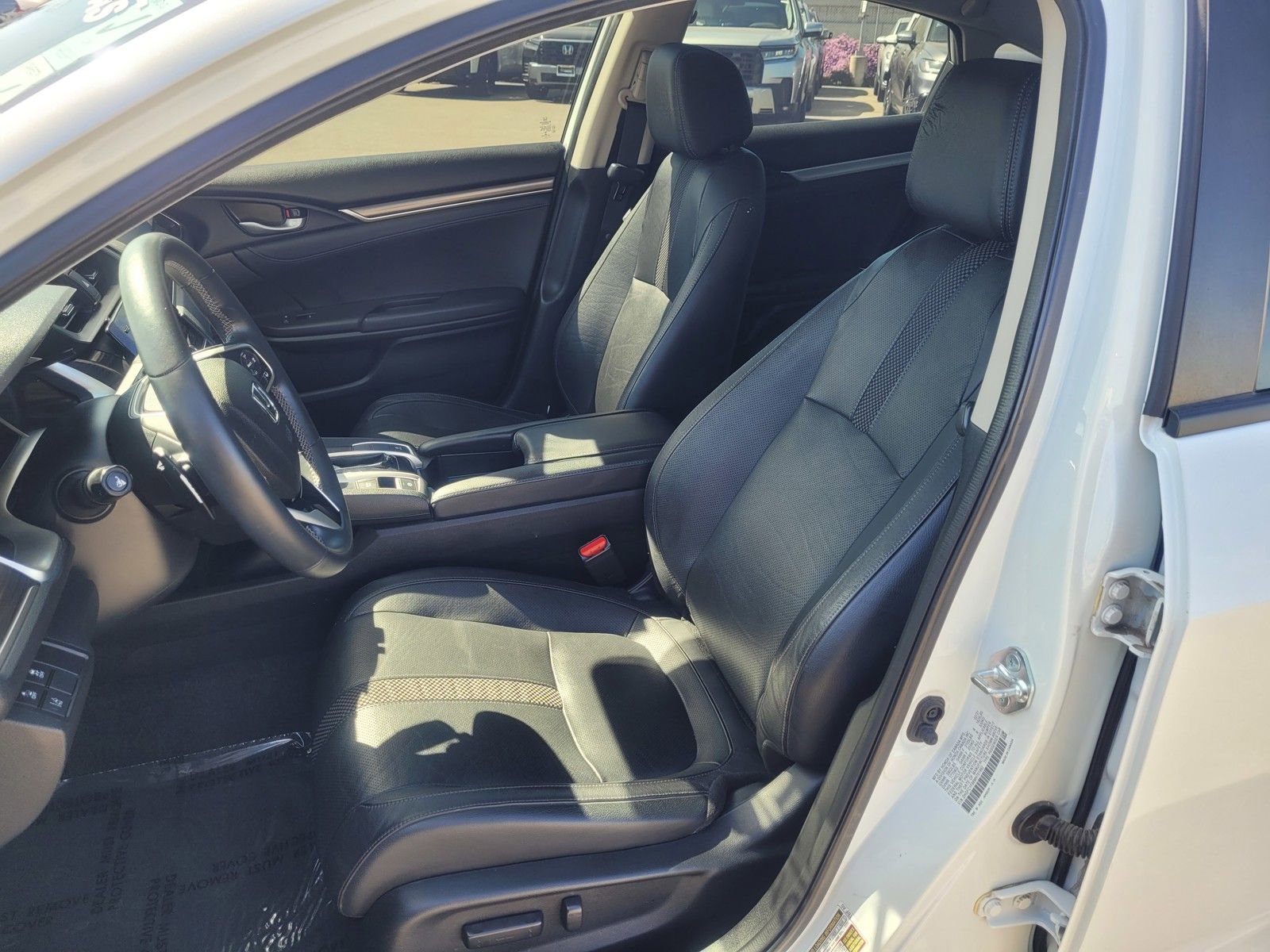 Used 2021 Honda Civic Touring image 10