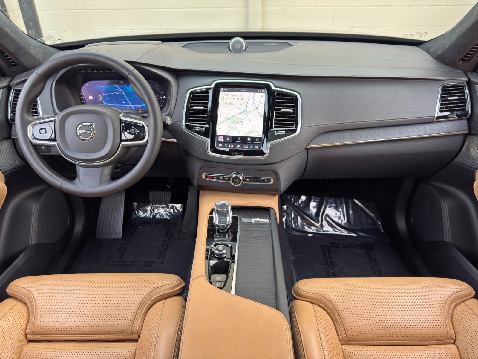 Used 2024 Volvo XC90 T8 Ultimate w/ Lounge Package AWD/4WD image 13