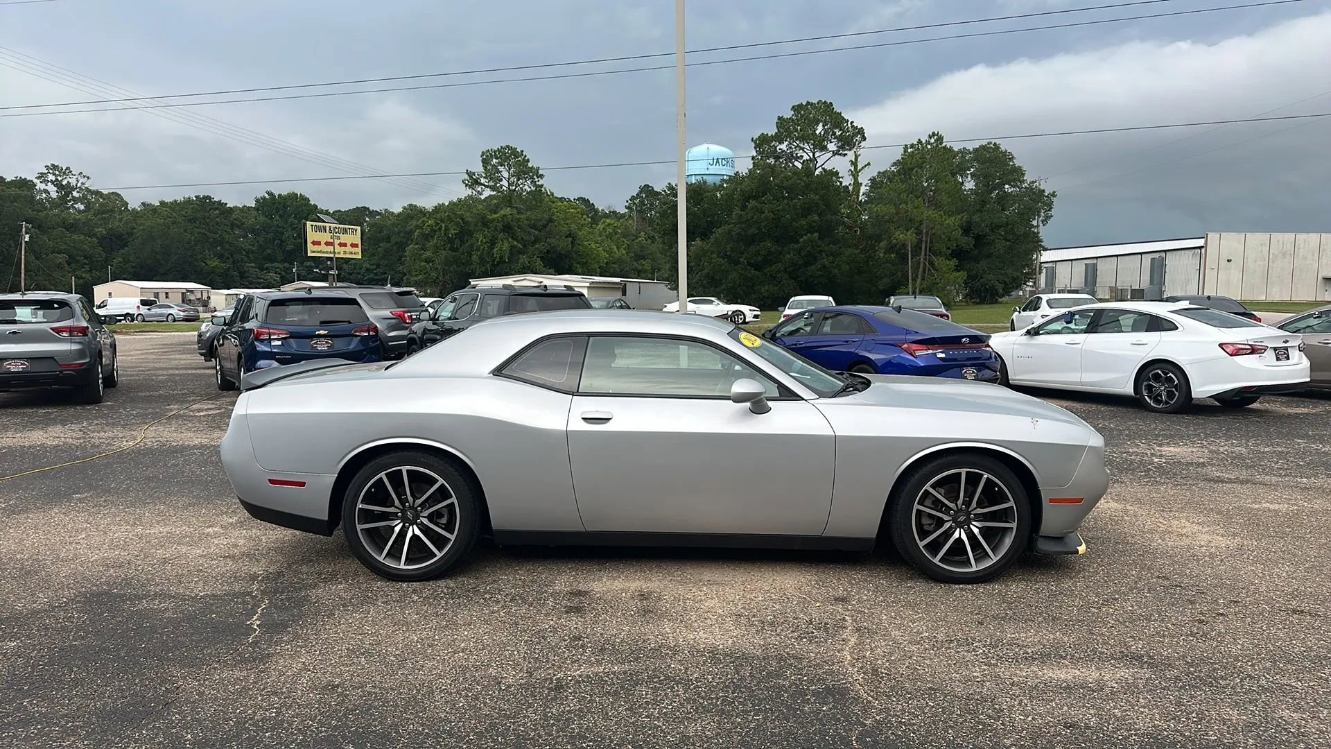 Used 2023 Dodge Challenger R/T image 4