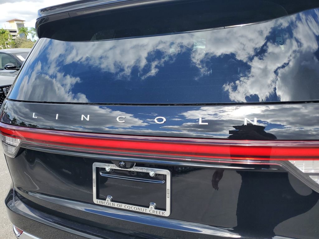 New 2026 Lincoln Aviator 2WD image 5