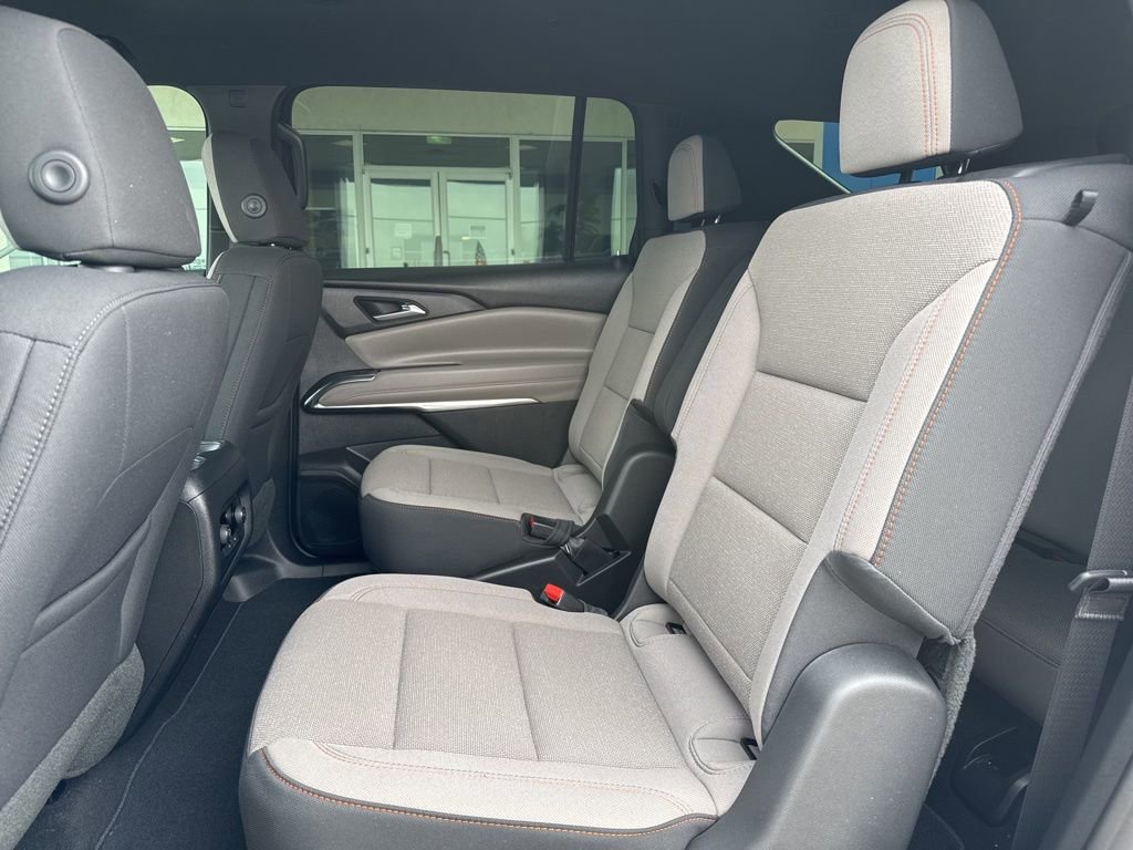 New 2026 Chevrolet Traverse LT w/ Driver Confidence Package FWD image 25