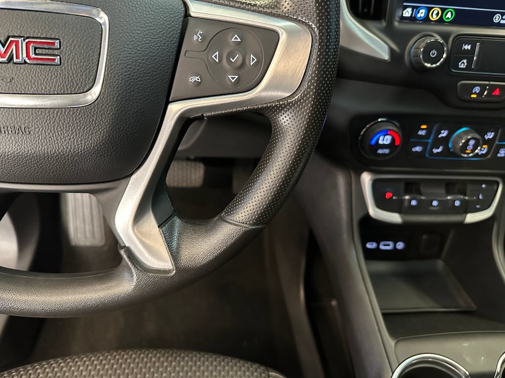Used 2022 GMC Terrain SLE w/ Driver Convenience Package AWD/4WD image 12