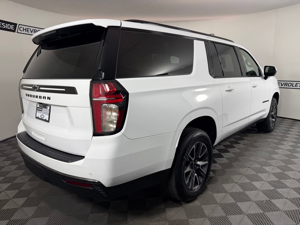 Used 2022 Chevrolet Suburban Z71 AWD/4WD image 6