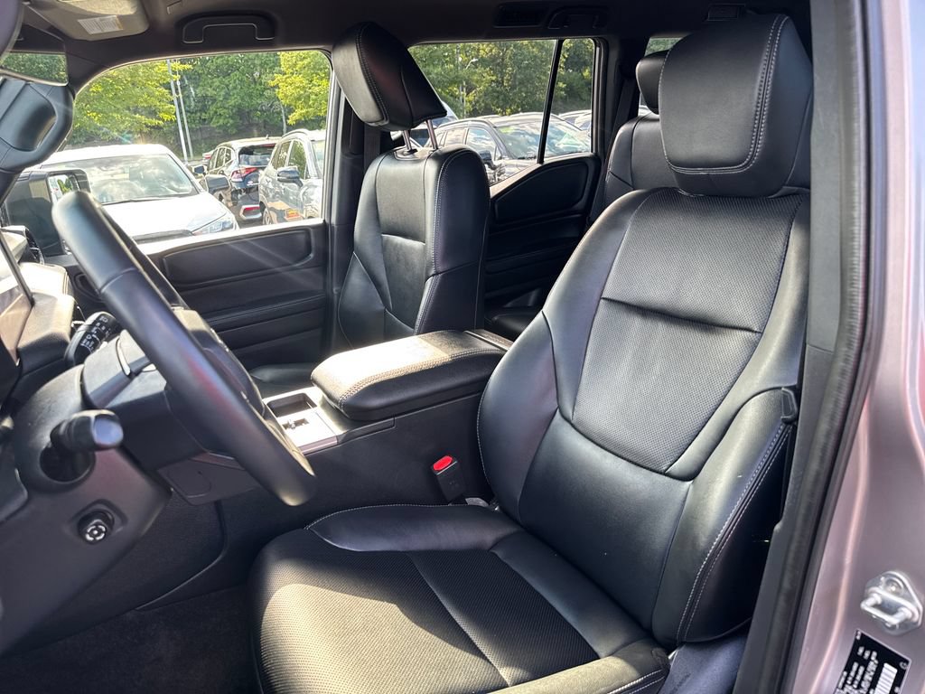 Used 2024 Toyota Land Cruiser AWD/4WD image 16