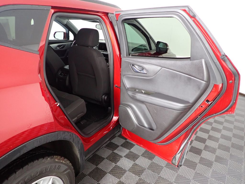 Used 2021 Chevrolet Blazer LT image 31