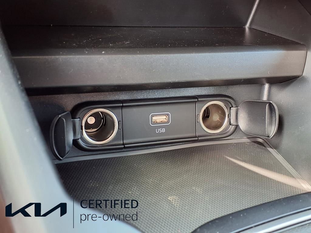Used 2025 Kia Soul LX w/ LX Technology Package image 8