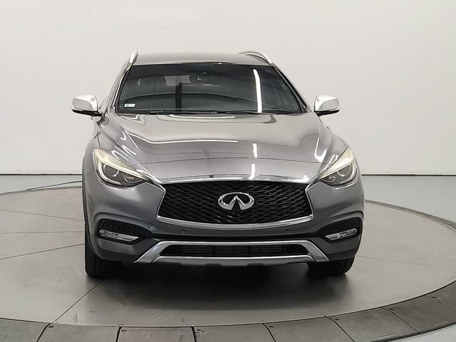 Used 2017 INFINITI QX30 Premium w/ Navigation Package AWD/4WD image 3