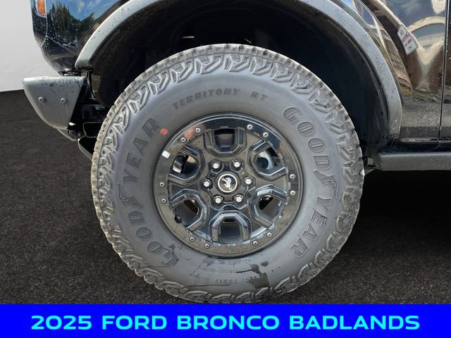 New 2025 Ford Bronco Badlands image 14