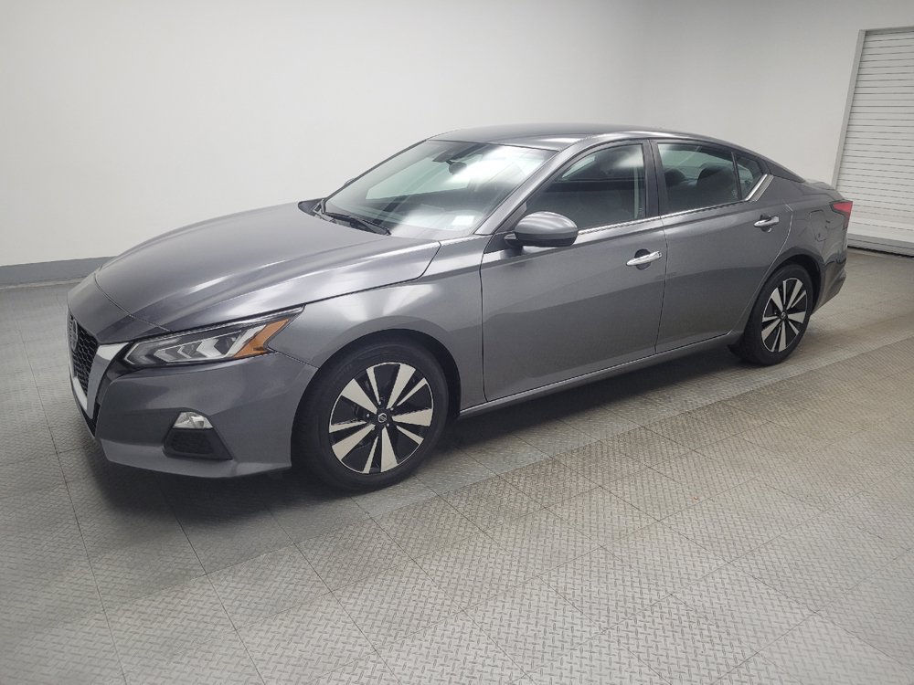 Used 2022 Nissan Altima 2.5 SV FWD image 2