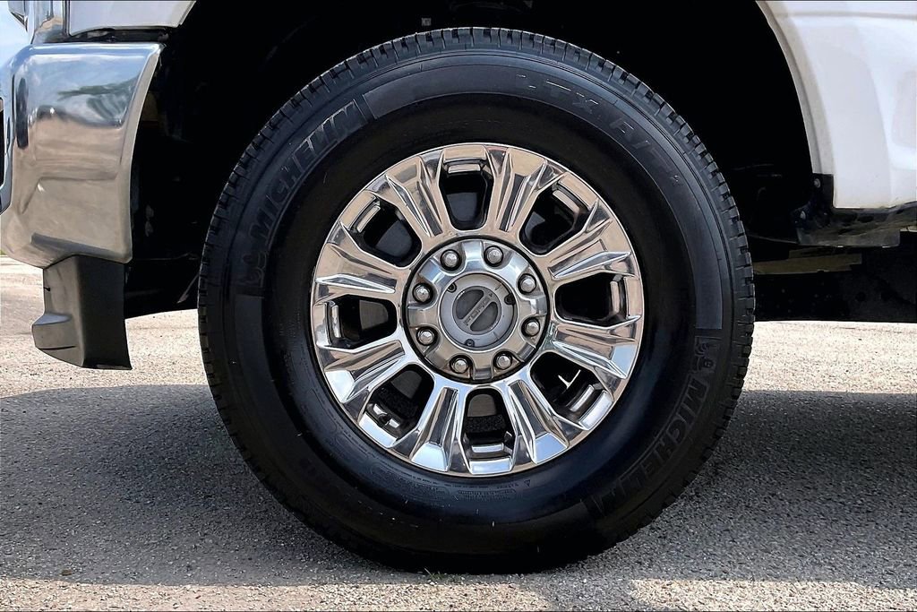Used 2019 Ford F250 XLT w/ XLT Premium Package AWD/4WD image 35