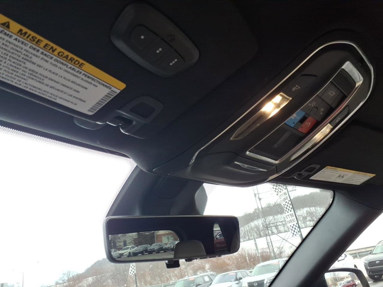 Used 2023 Jeep Grand Cherokee Limited w/ Luxury Tech Group II image 17