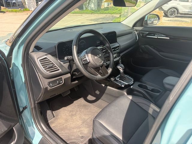 Certified 2024 Kia Seltos EX FWD image 7