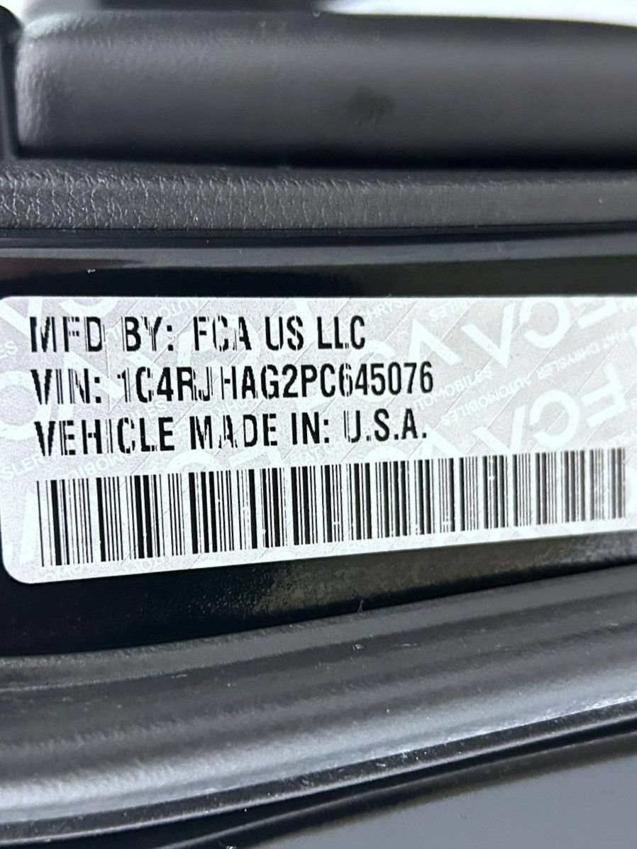 Certified 2023 Jeep Grand Cherokee Altitude AWD/4WD image 25