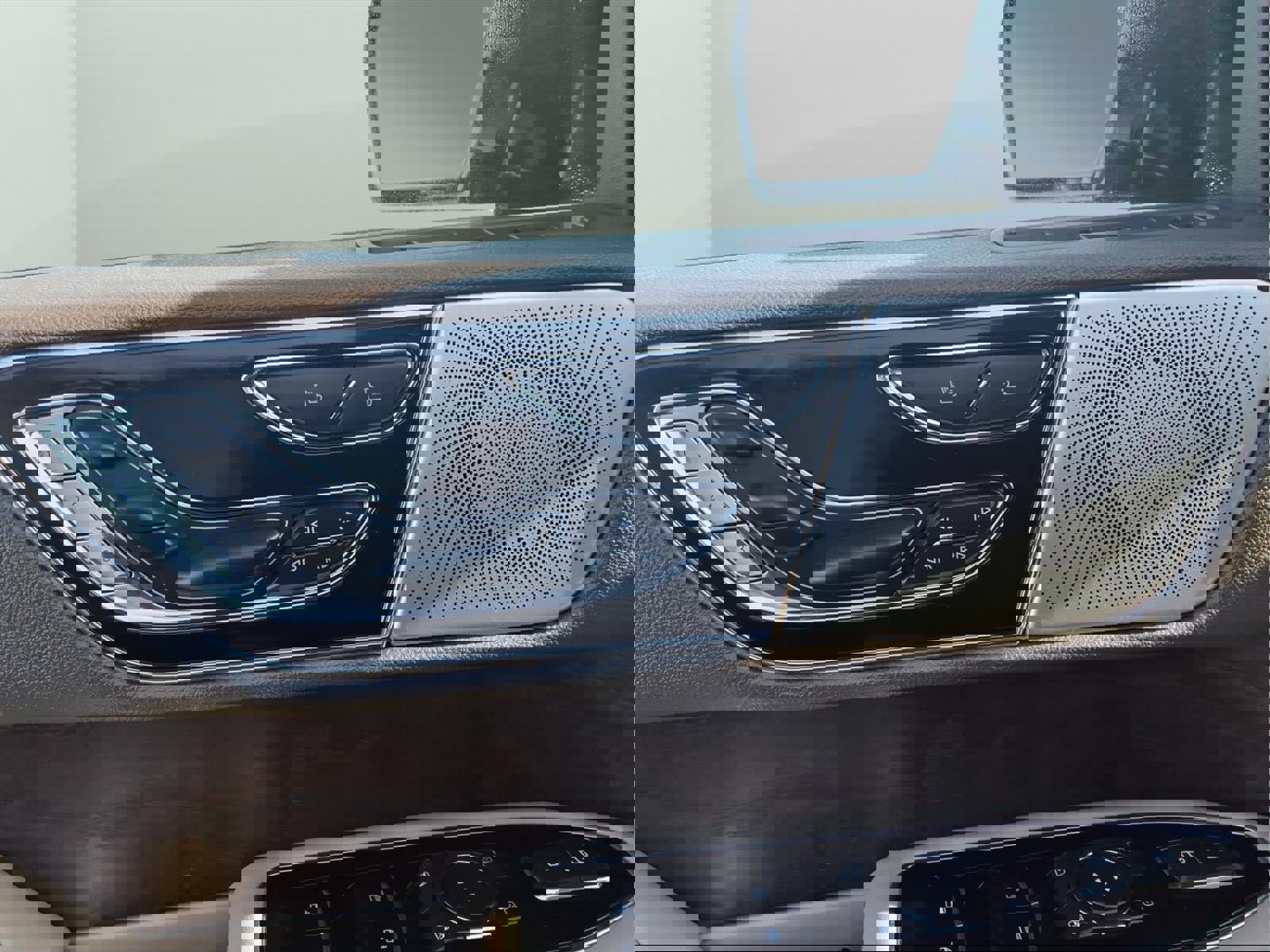 Used 2023 Lincoln Navigator Reserve image 14