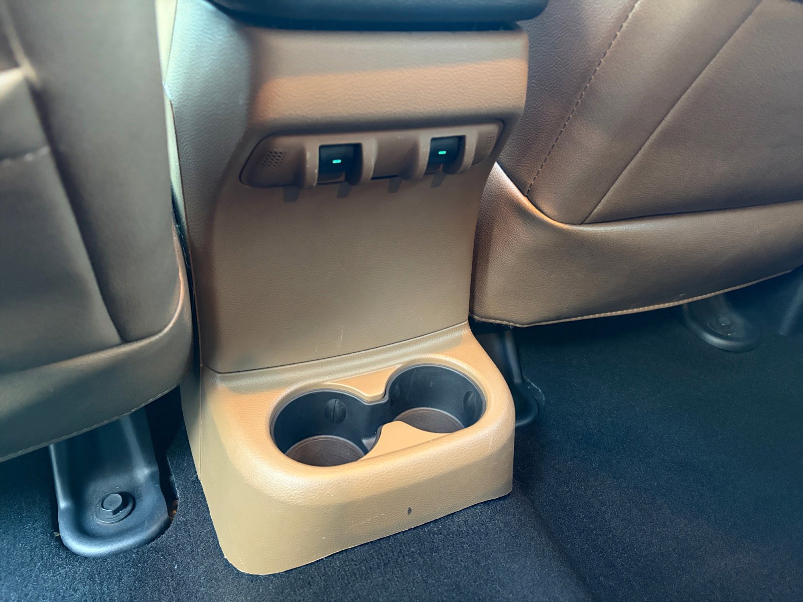 Used 2012 Jeep Wrangler Unlimited Sahara w/ Connectivity Group image 26