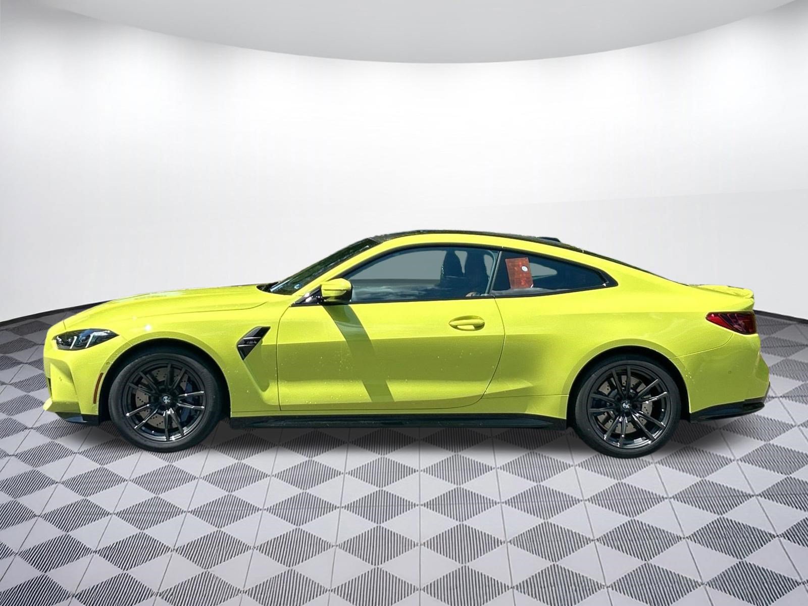New 2027 BMW M4 Coupe w/ Executive Package RWD image 2