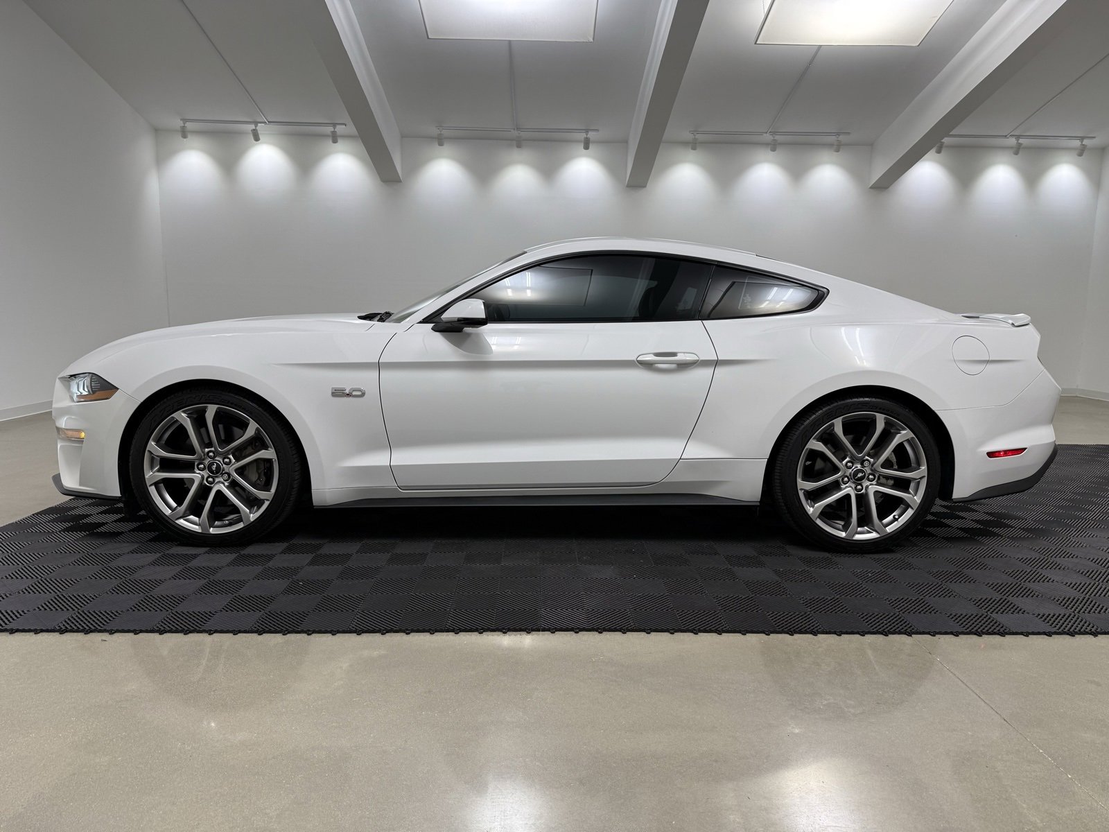 Used 2018 Ford Mustang GT Premium w/ Safe & Smart Package image 5