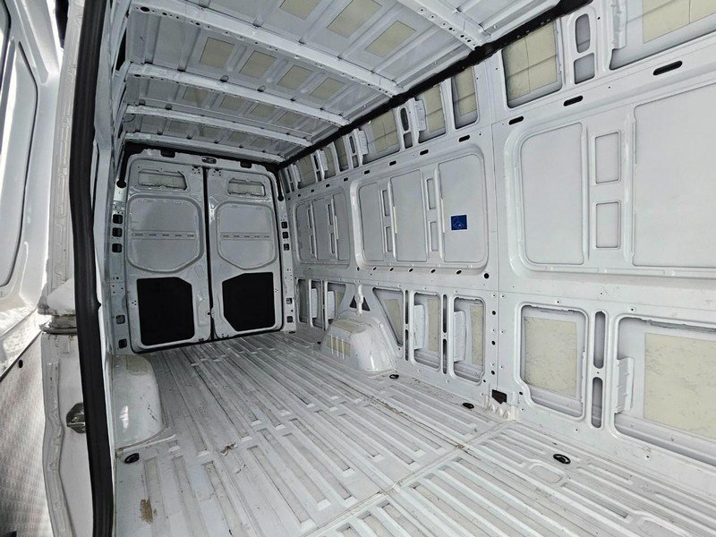 Used 2024 Mercedes-Benz Sprinter 2500 image 7
