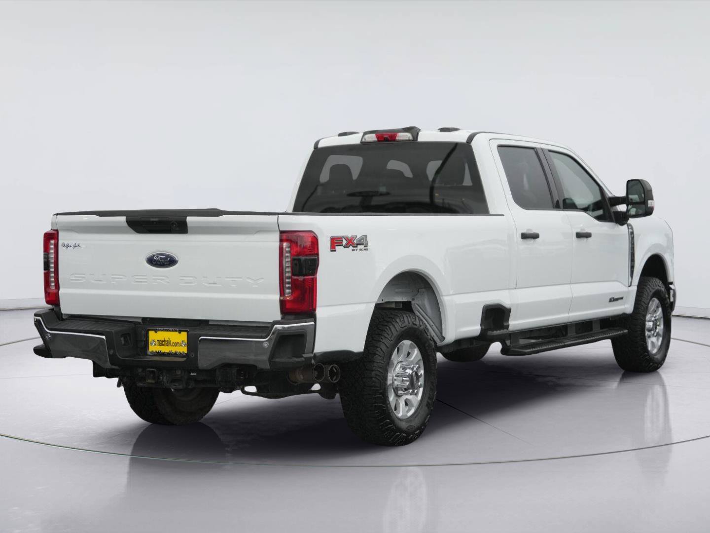 Certified 2023 Ford F350 XLT w/ 360-Degree Camera Package AWD/4WD image 6