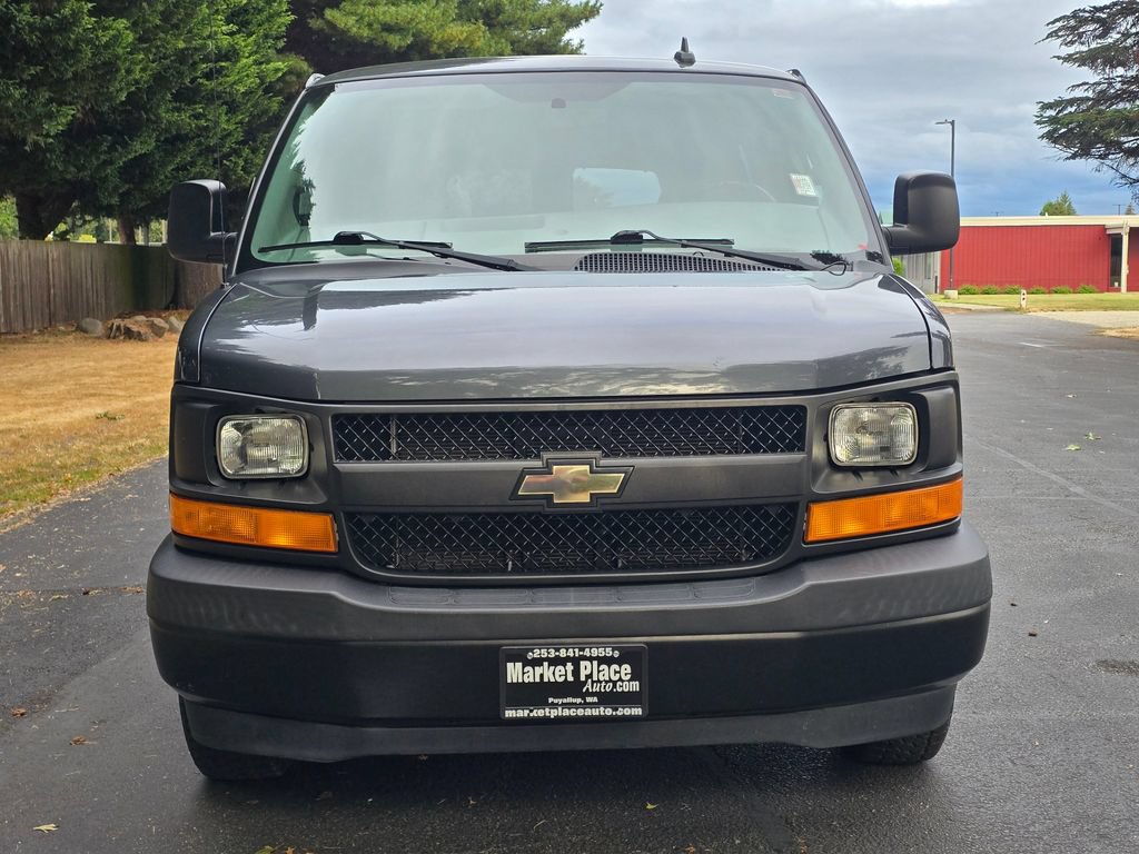 Used 2017 Chevrolet Express 2500 LS RWD image 9