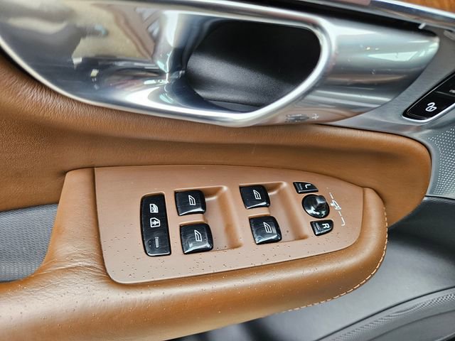 Used 2018 Volvo XC90 T6 Inscription w/ Convenience Package AWD/4WD image 21