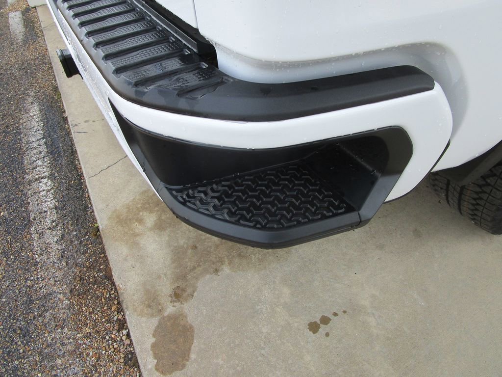 New 2026 GMC Sierra 1500 AT4 image 13