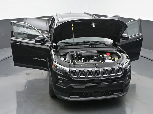 New 2025 Jeep Compass Latitude w/ Sun & Sound Group AWD/4WD image 62