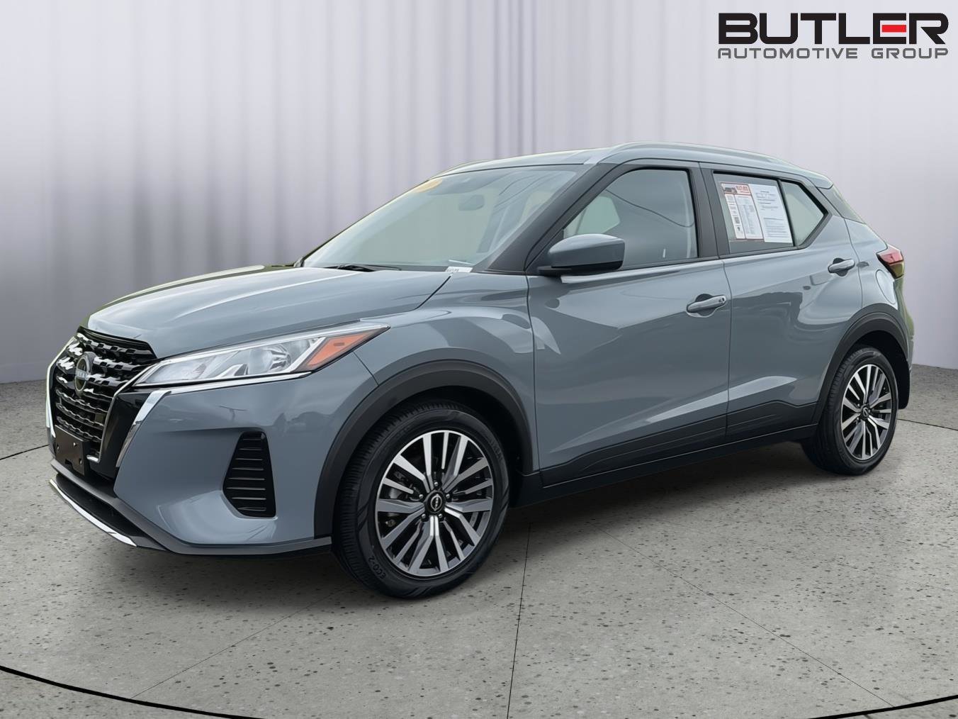 Used 2023 Nissan Kicks SV