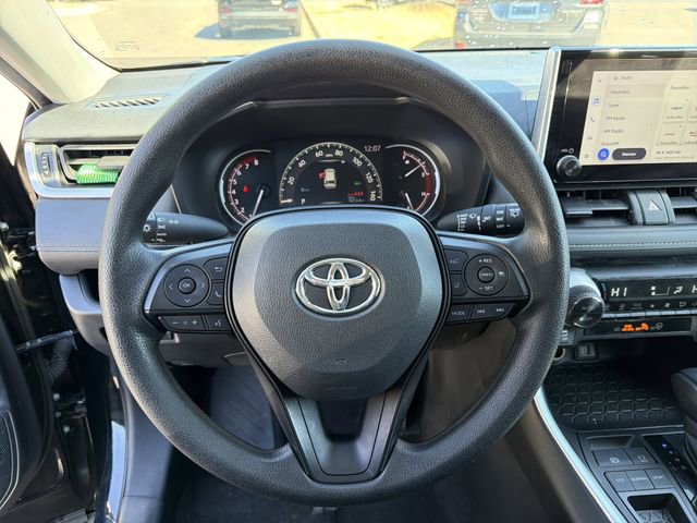Used 2024 Toyota RAV4 XLE image 25