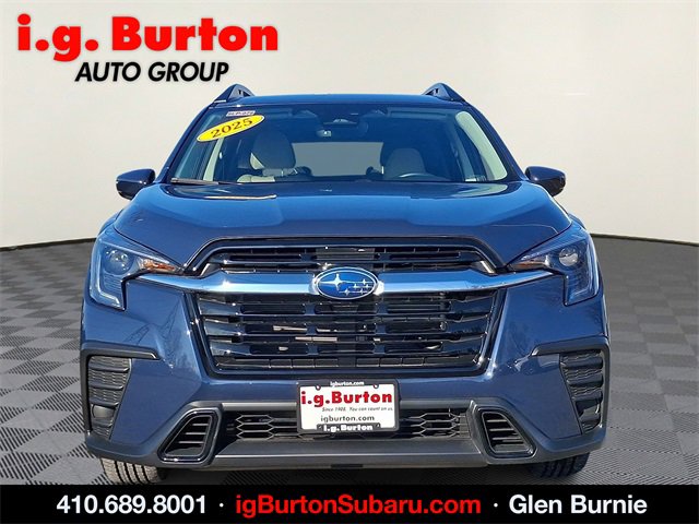 Used 2025 Subaru Ascent Premium image 2
