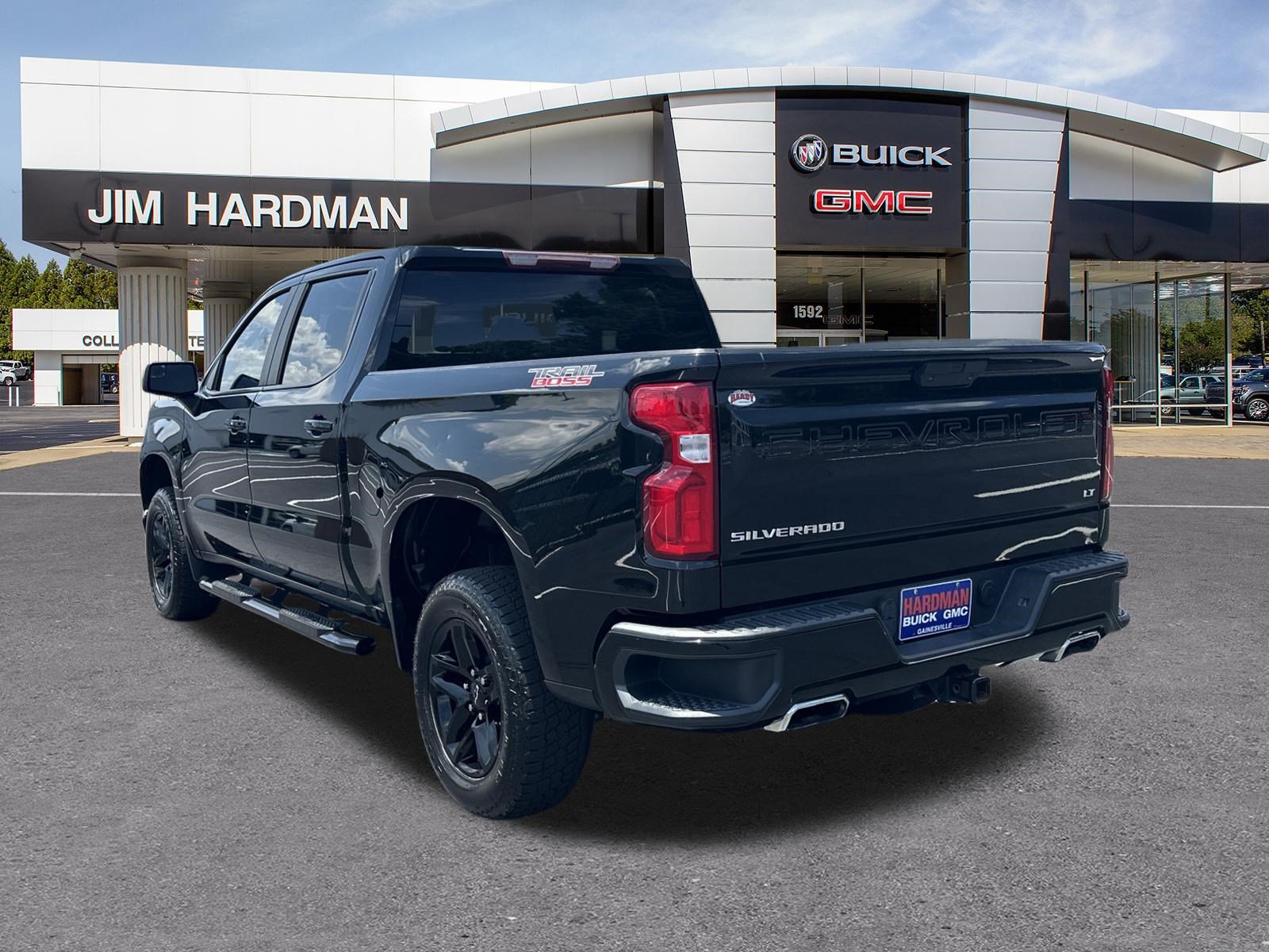 Used 2020 Chevrolet Silverado 1500 LT Trail Boss AWD/4WD image 5