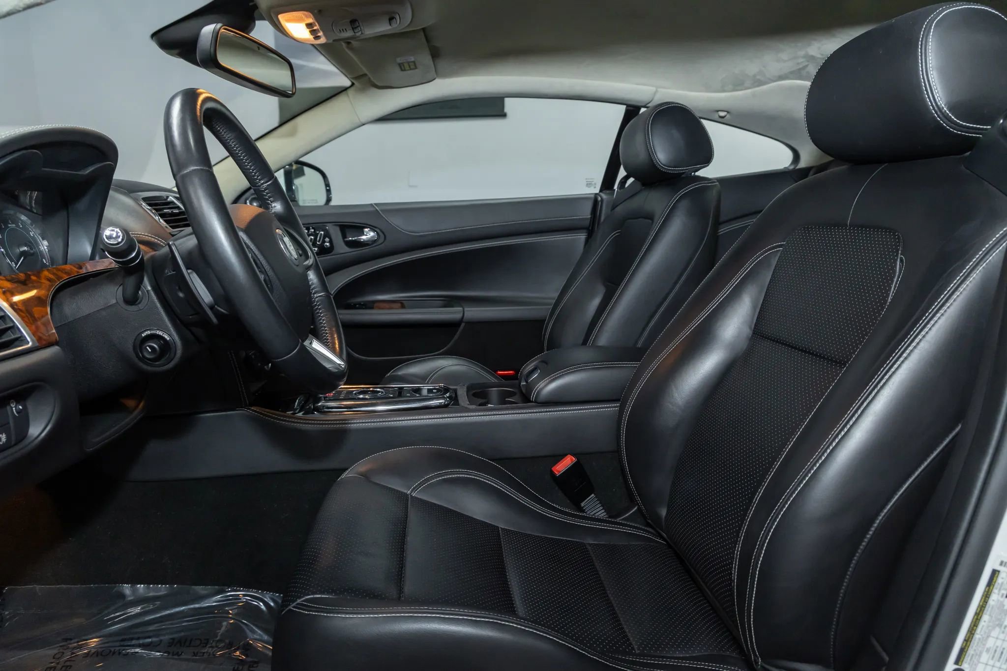 Used 2012 Jaguar XK Coupe image 13