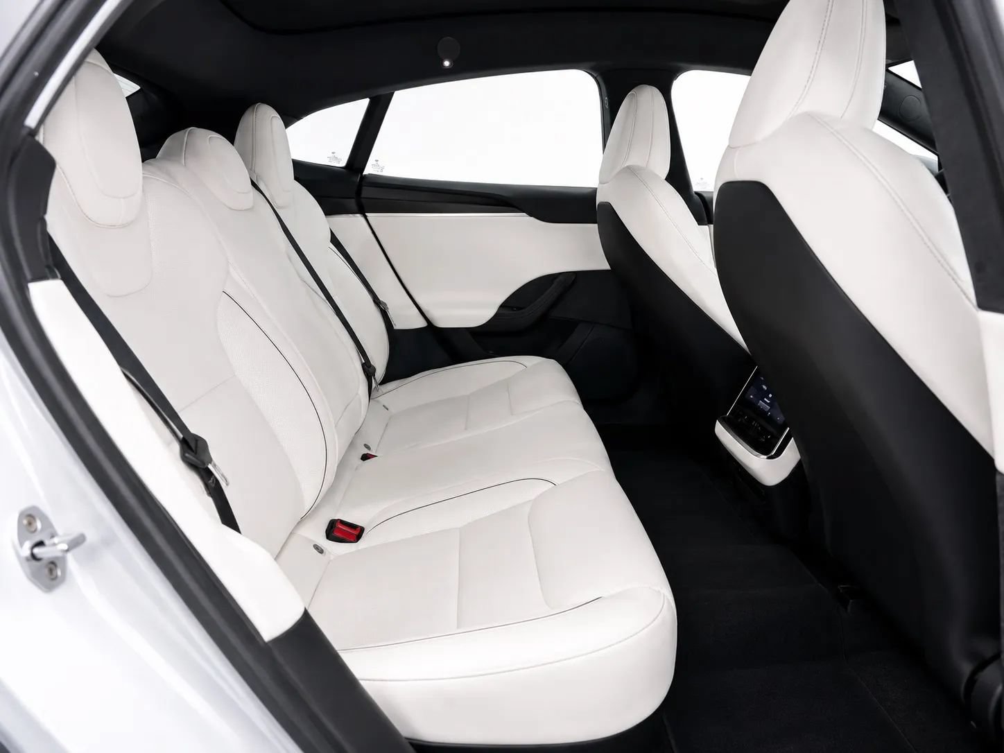 Used 2022 Tesla Model S Plaid AWD/4WD image 14