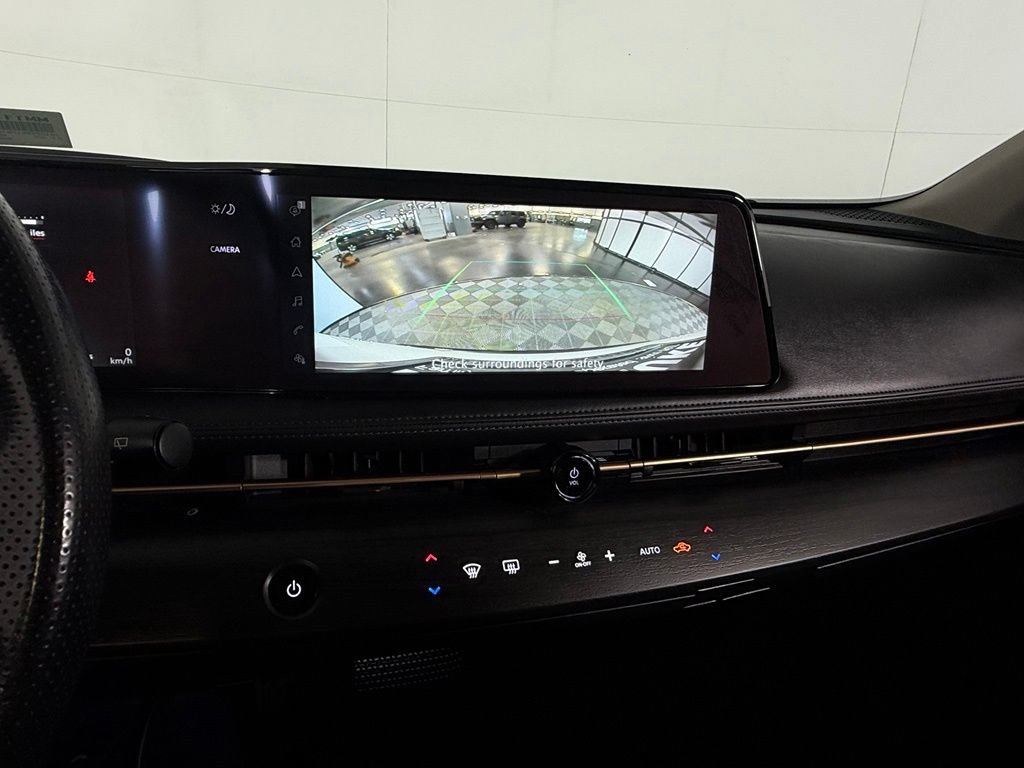 Used 2023 Nissan Ariya AWD image 19