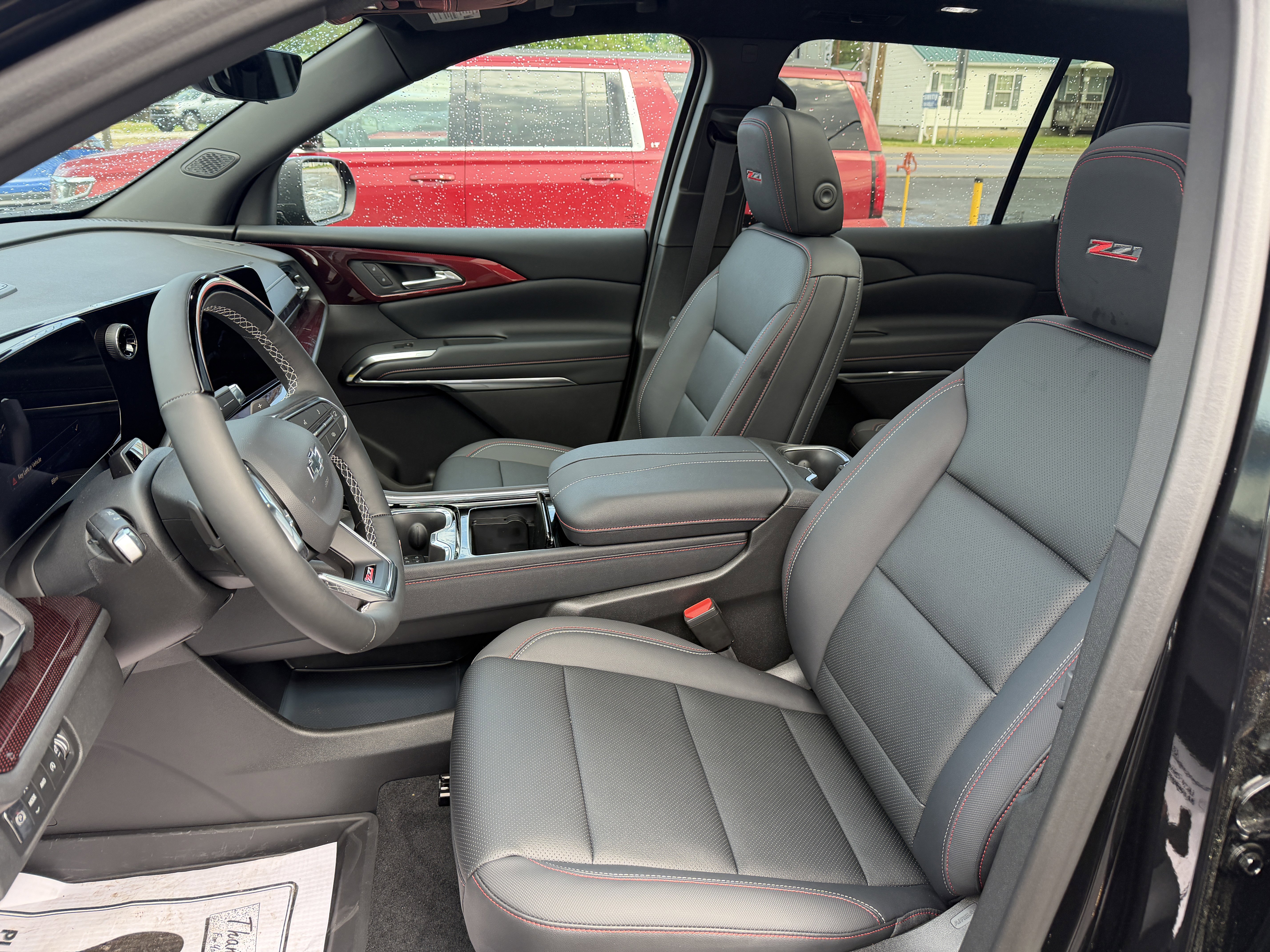 New 2026 Chevrolet Traverse Z71 w/ Enhanced Driving Package AWD/4WD image 11