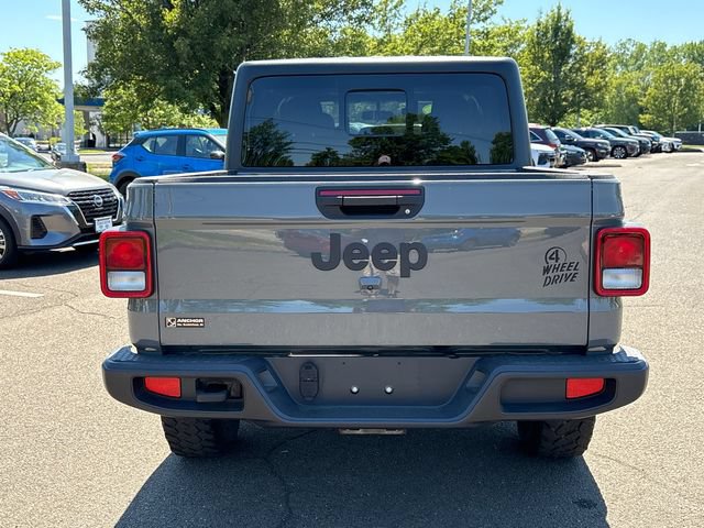 Used 2021 Jeep Gladiator Sport AWD/4WD image 3