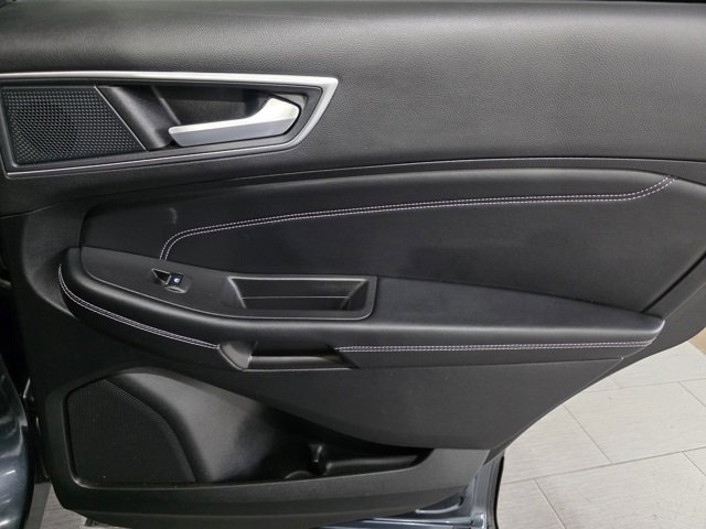 Used 2024 Ford Edge Titanium w/ Equipment Group 301A image 12