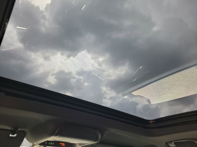 Certified 2025 Chevrolet Blazer RS w/ Driver Confidence II Package FWD image 14