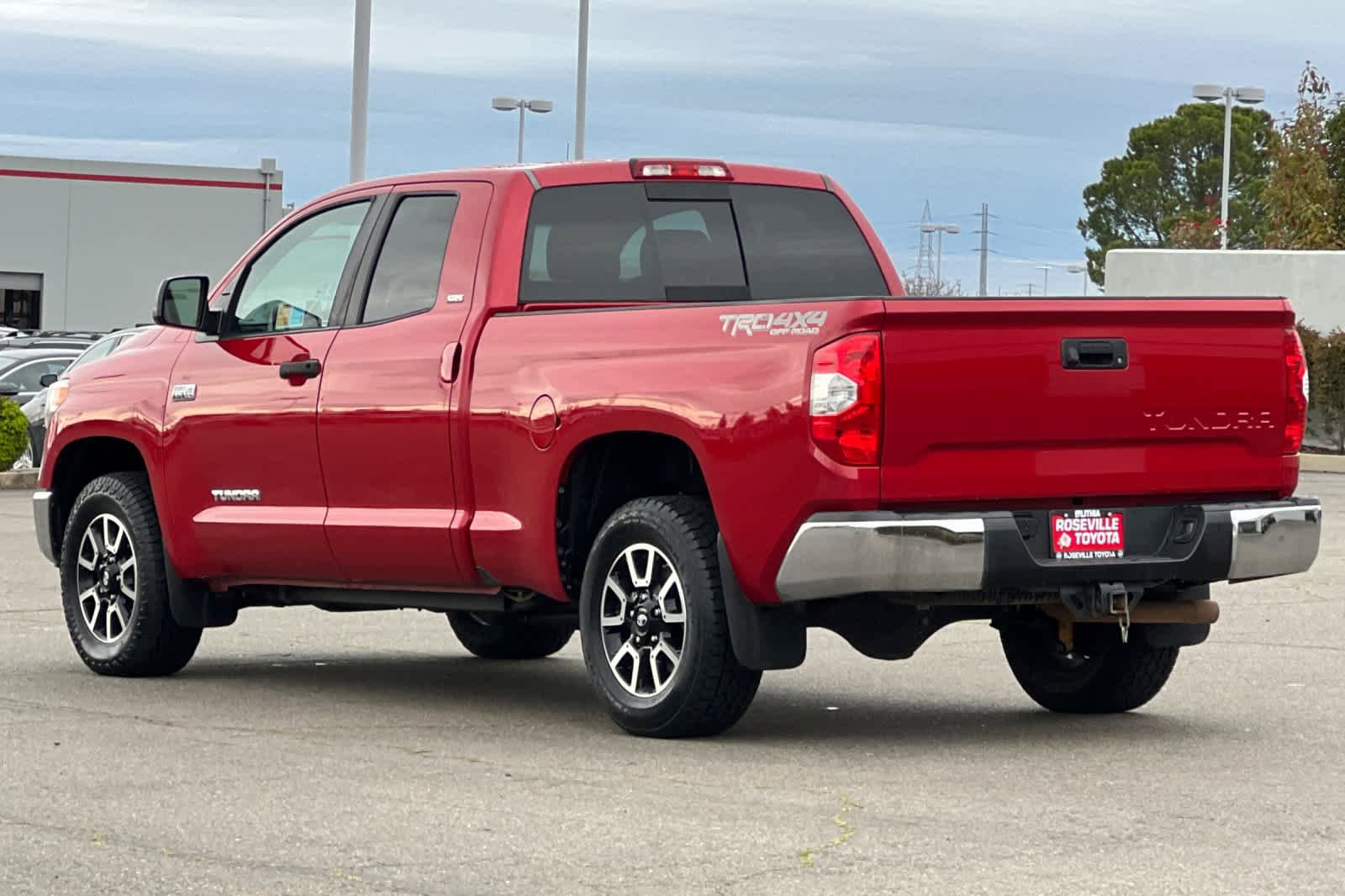 Used 2016 Toyota Tundra SR5 w/ TRD Off Road Package AWD/4WD image 7