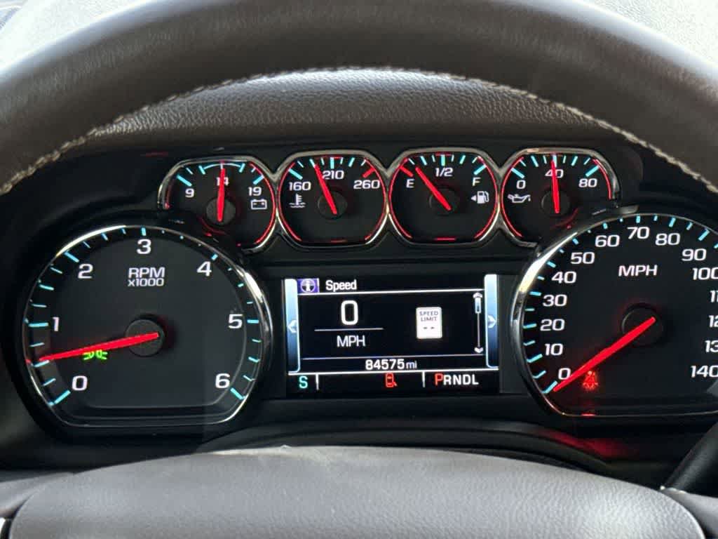 Used 2020 Chevrolet Suburban Premier RWD image 22