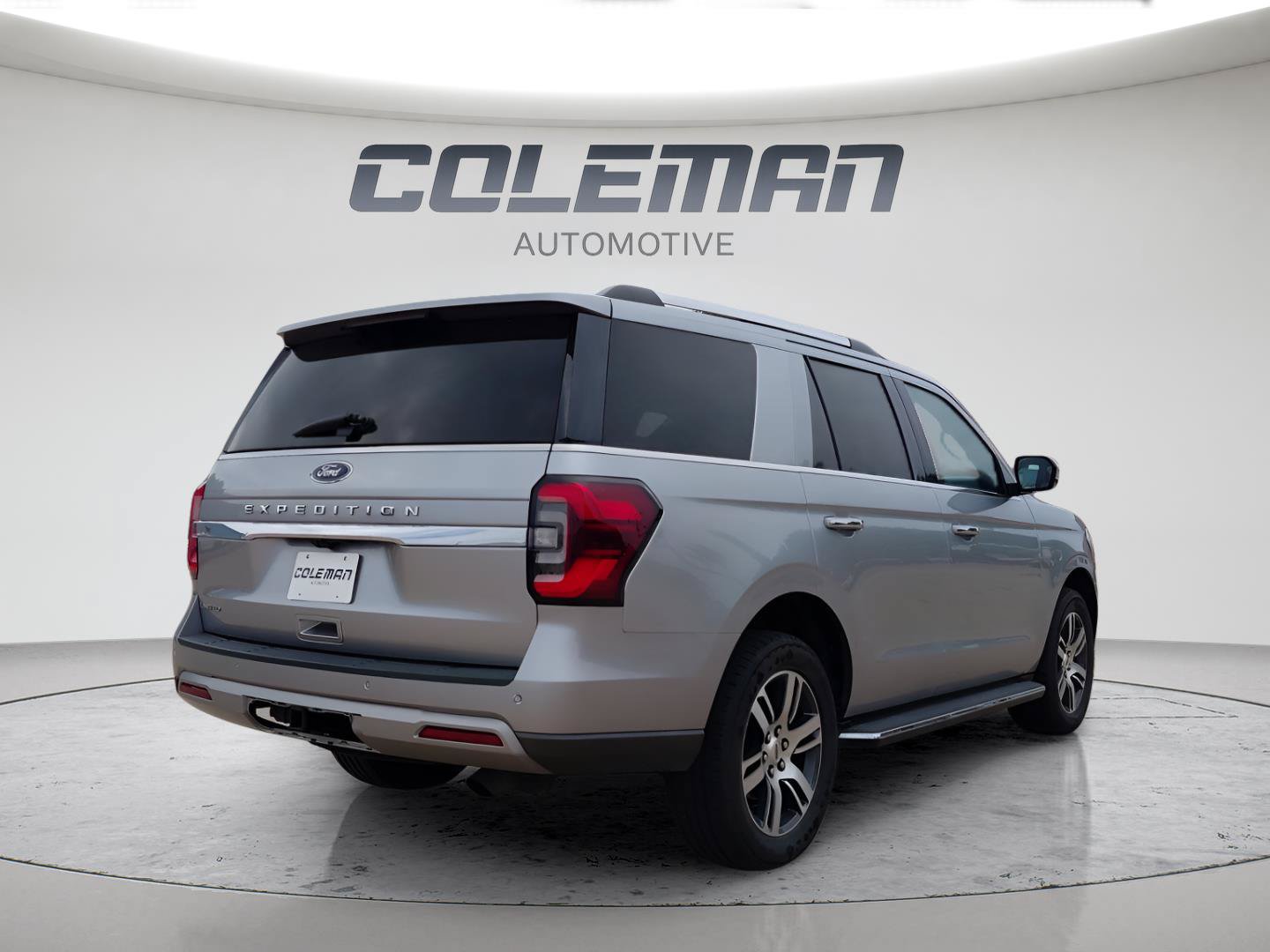 Used 2023 Ford Expedition Limited AWD/4WD image 11