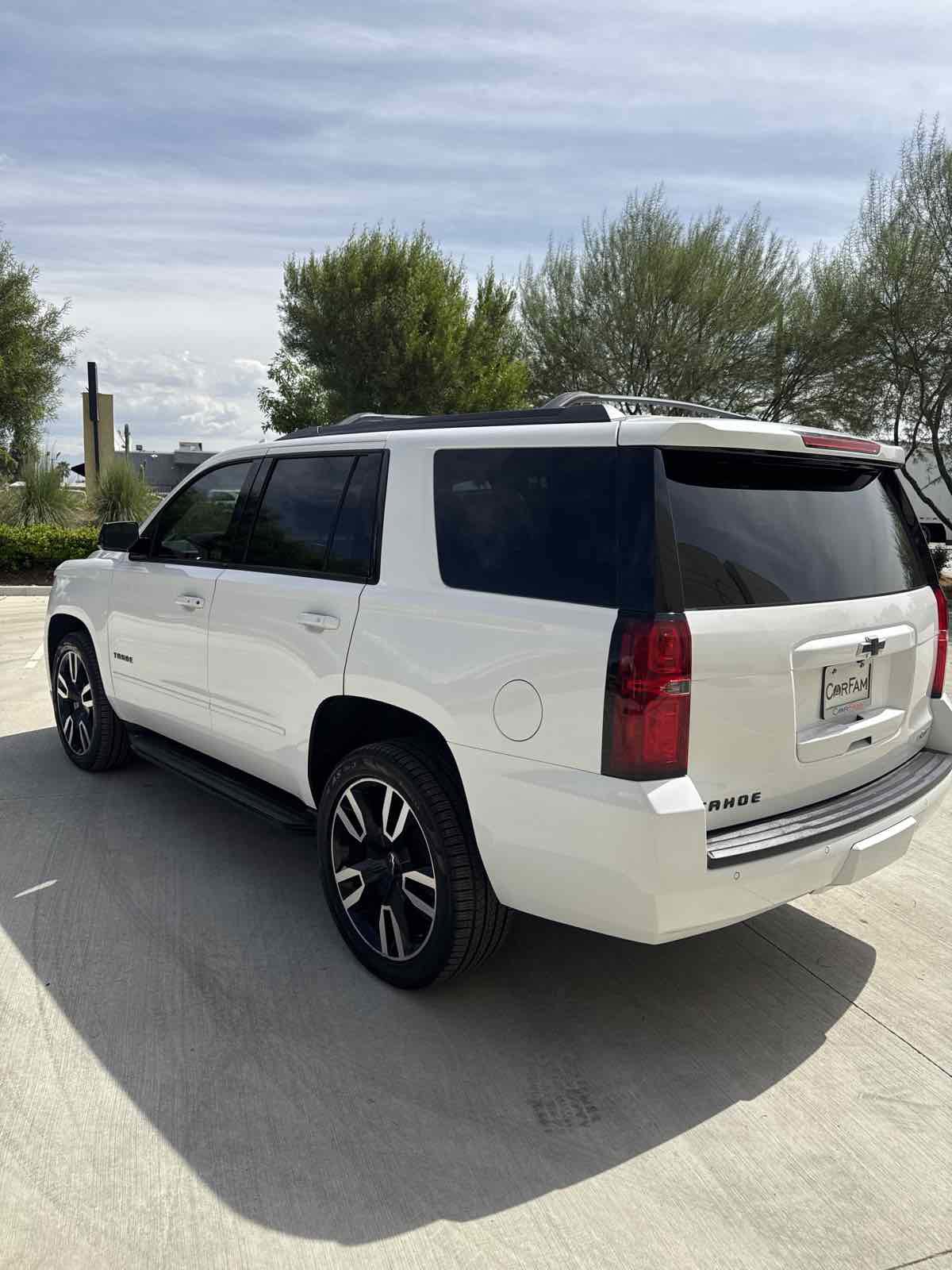 Used 2020 Chevrolet Tahoe Premier w/ RST 6.2L Performance Edition image 3