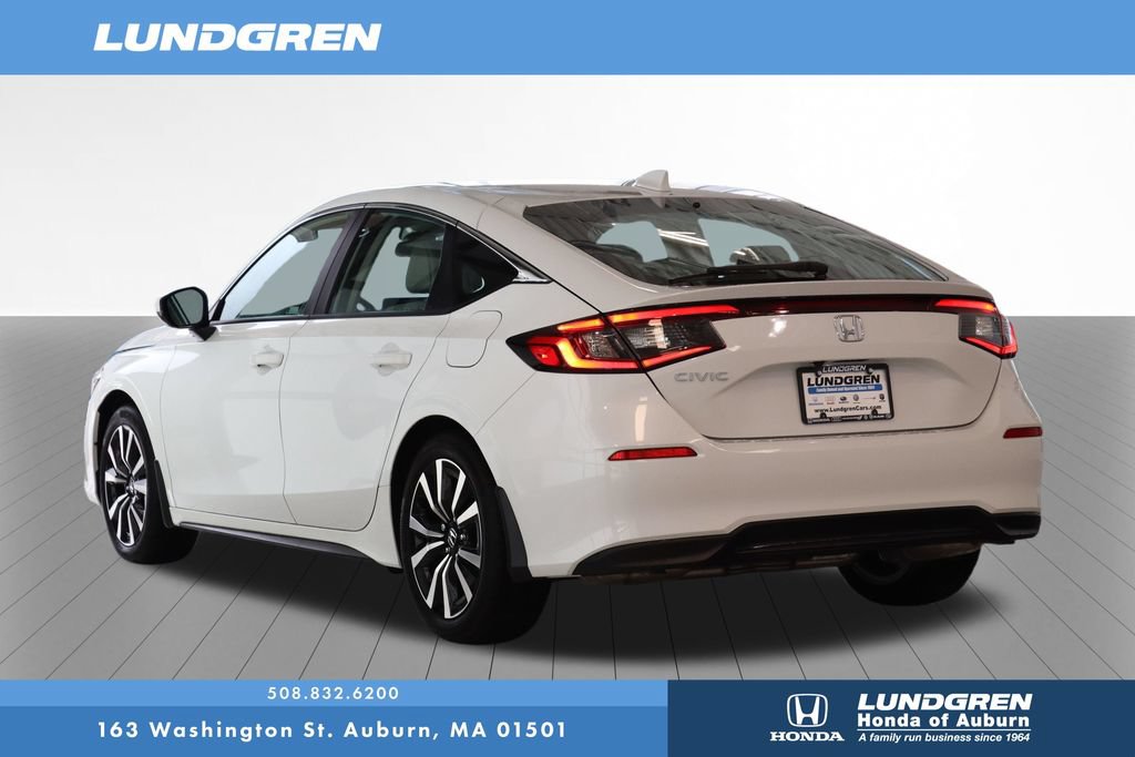 Used 2024 Honda Civic EX-L image 4