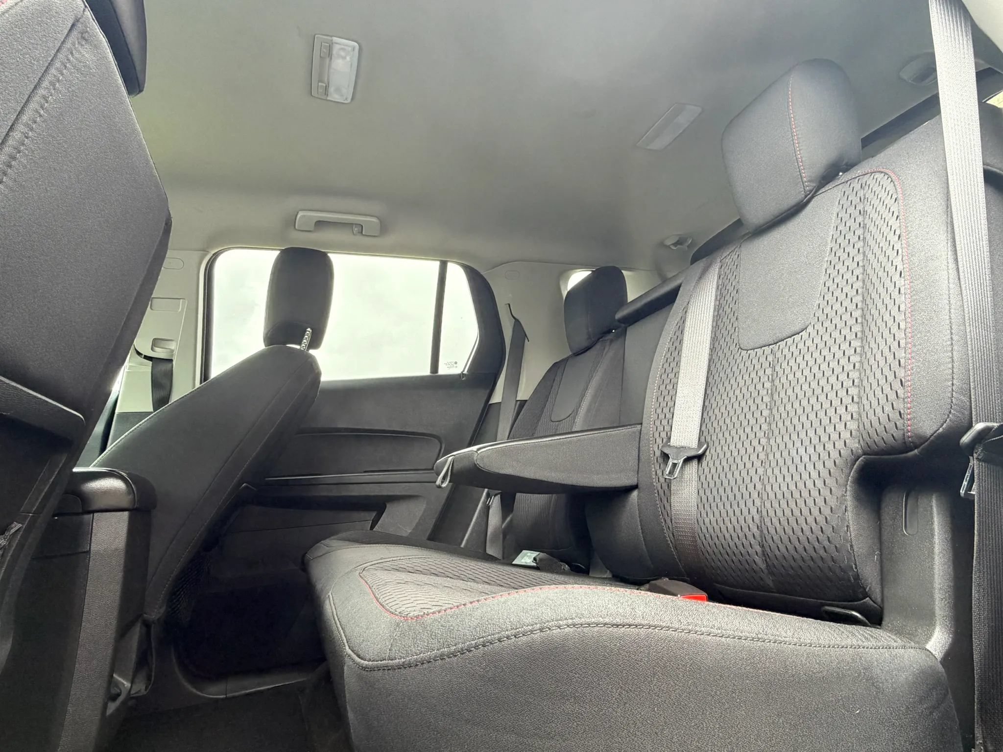 Used 2015 GMC Terrain SLE FWD image 11