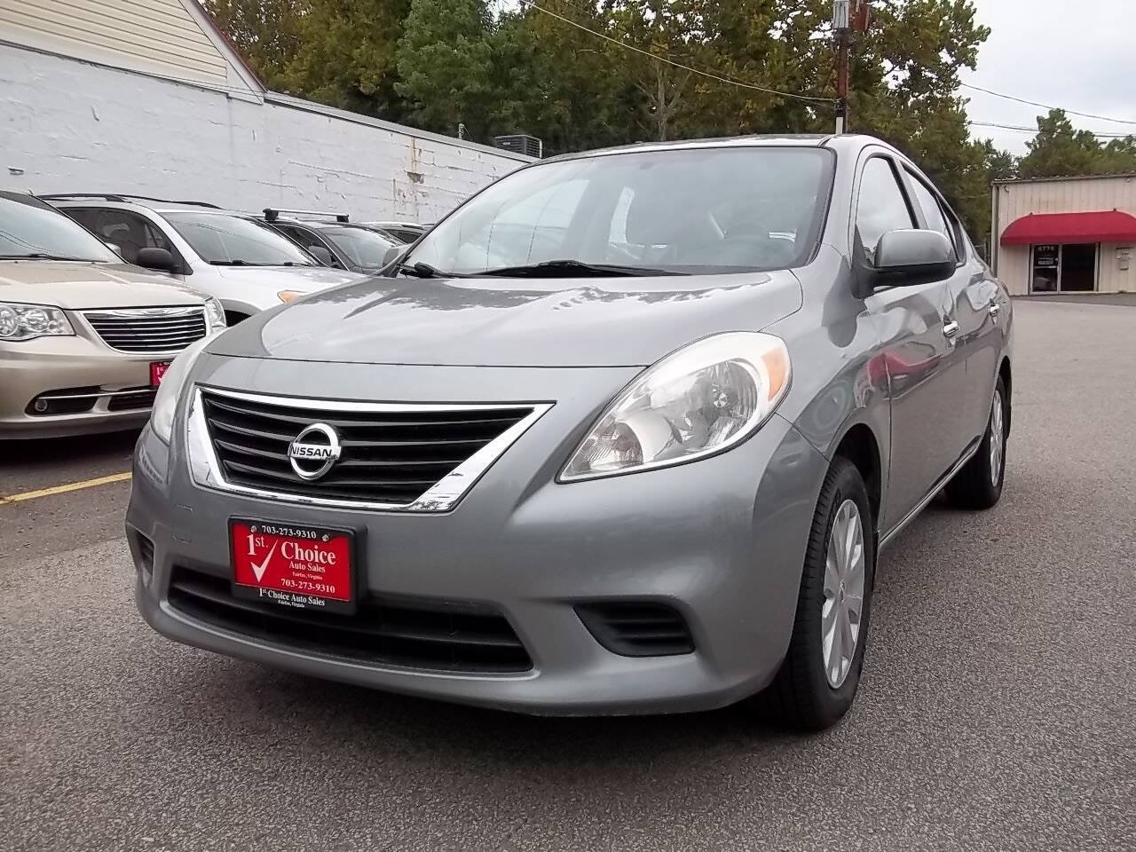 Used 2012 Nissan Versa SV w/ Convenience Pkg