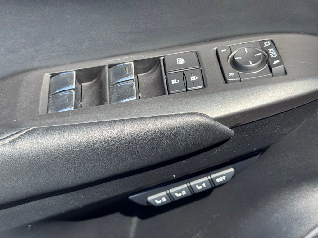 Used 2018 Lexus NX 300h AWD w/ Premium Package image 25