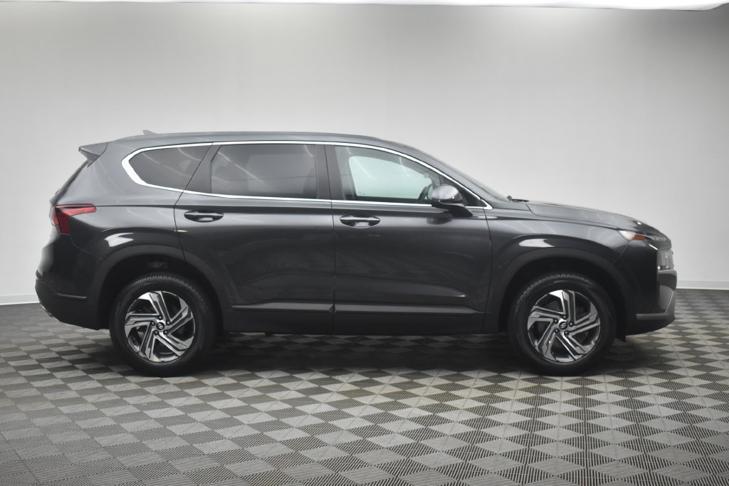 Used 2023 Hyundai Santa Fe SE AWD/4WD image 11