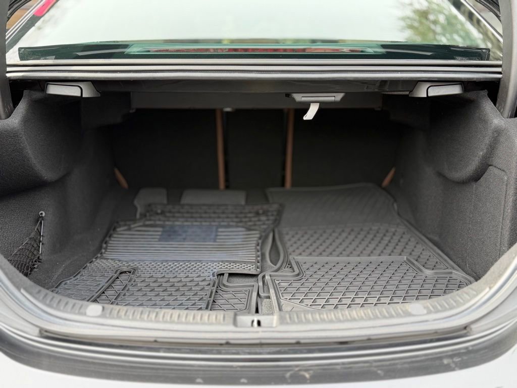 Used 2023 Mercedes-Benz E 450 4MATIC Sedan image 18